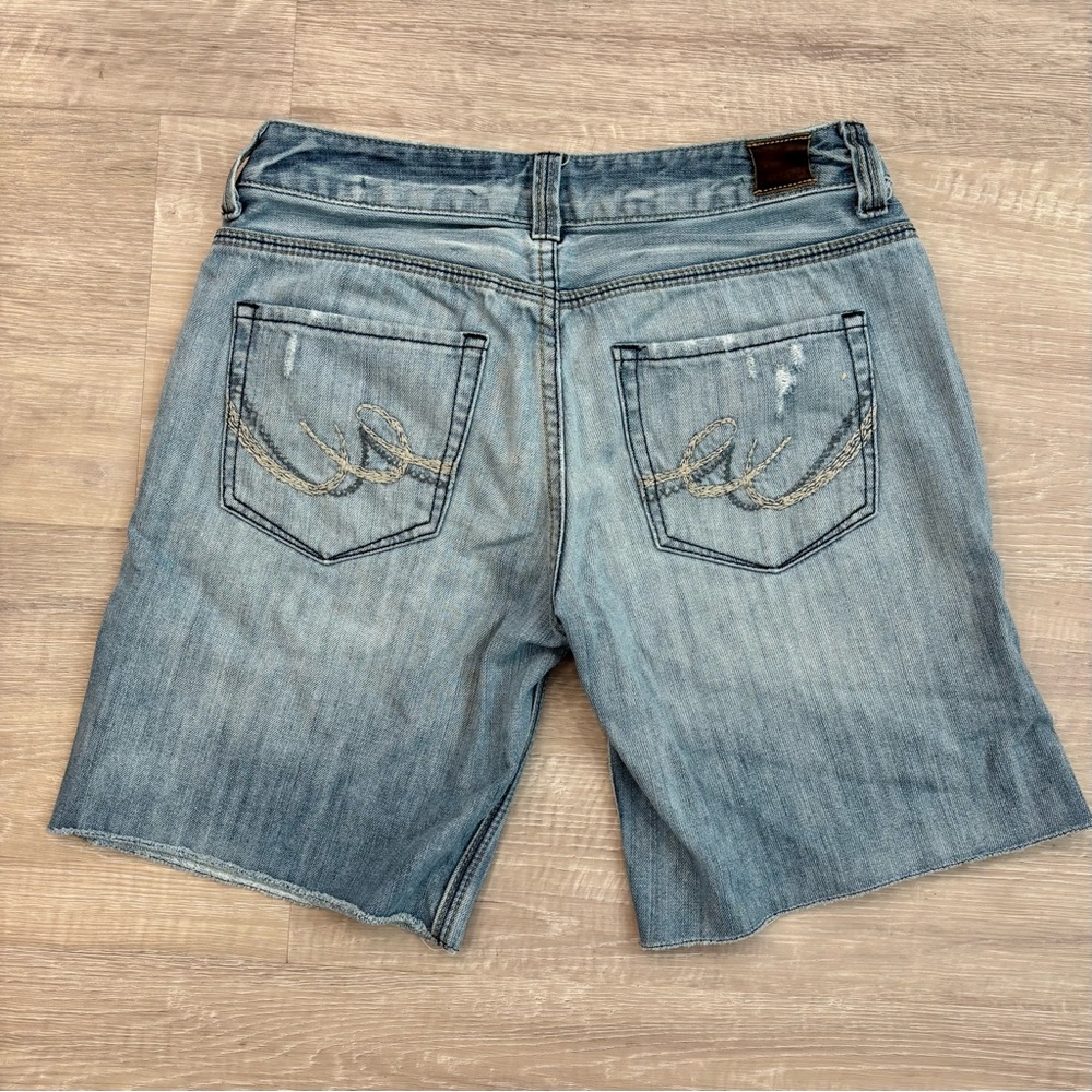 Women’s Express Jeans Relaxed Denim Shorts Distressed Cut-Off Mid Rise Casual 6